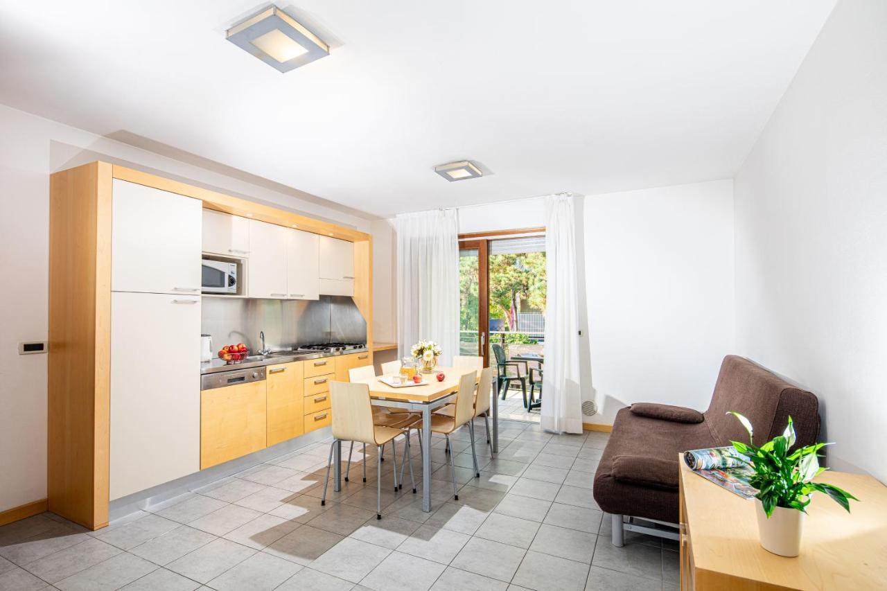 Residence Airone Lignano Sabbiadoro Exterior photo
